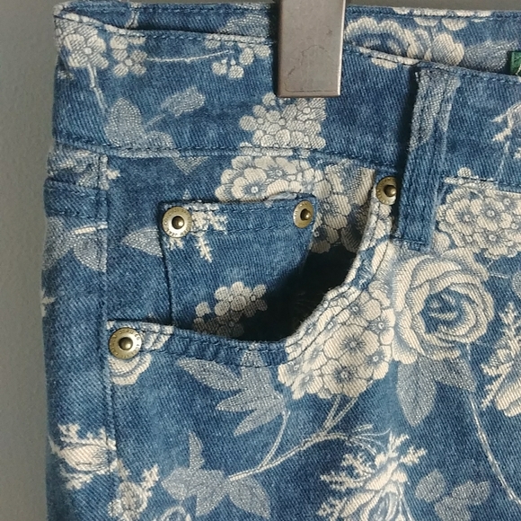 Lauren Jean Company Floral Denim Jeans Pants - Picture 4 of 7